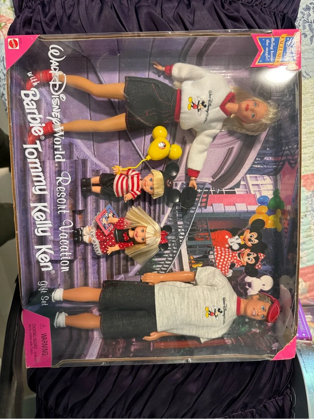 Barbie & Tommy Kelly Disney World Resort Vacation Doll Set - White & Black